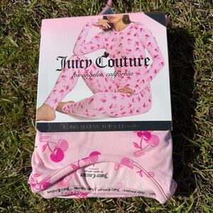 Juicy Couture cherry seamless long sleeve top and leggings set small